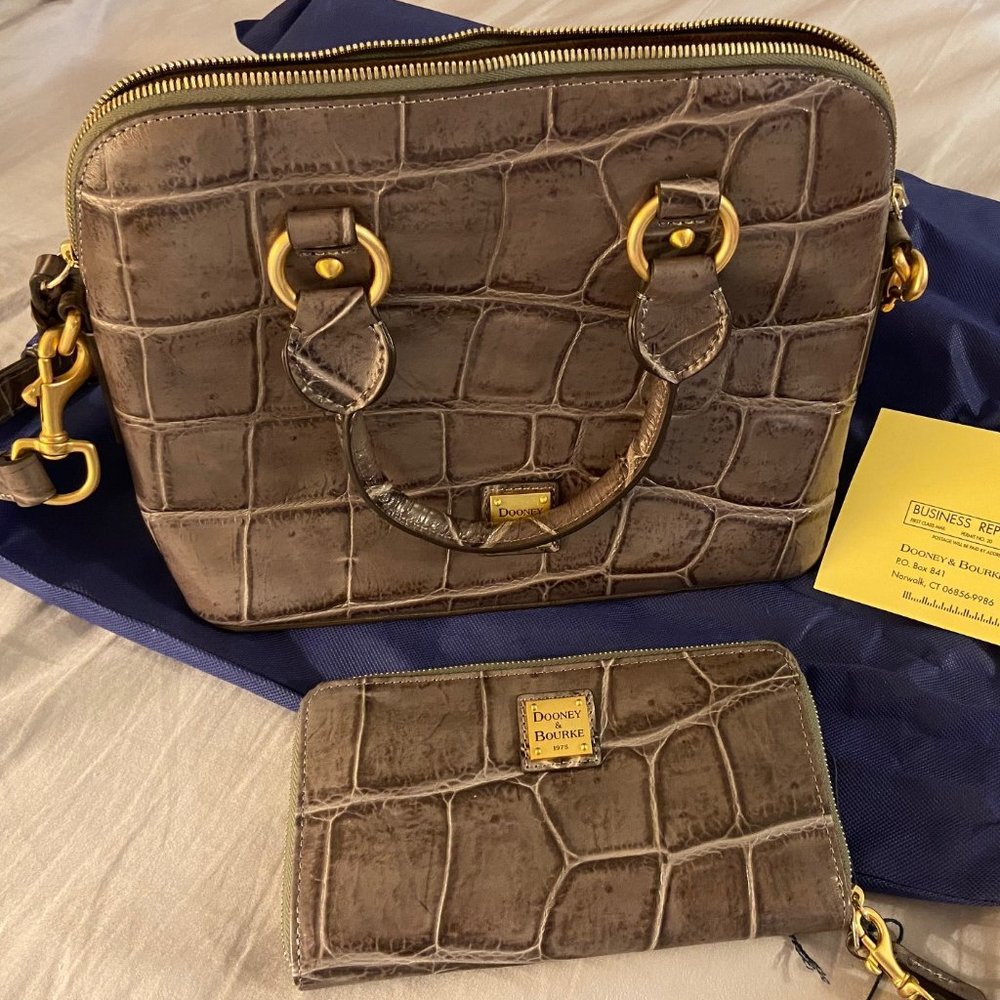 Dooney & Bourke Purse & Wallet Set